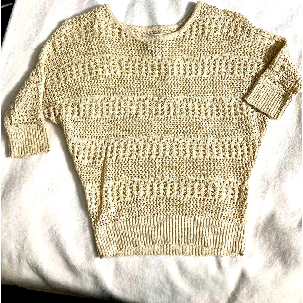 SO sweater top